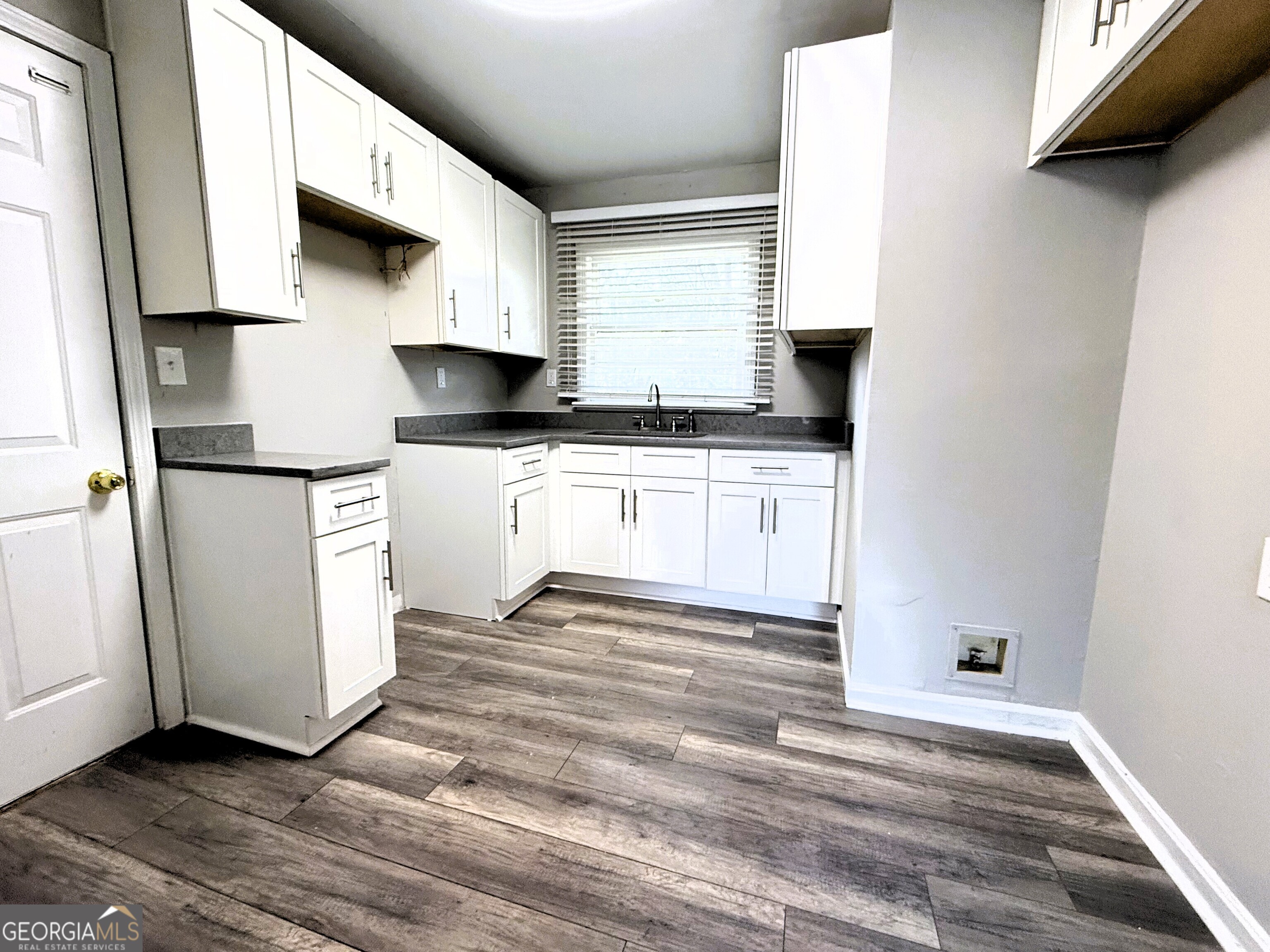 5190 White Boulevard Southwest Mableton, GA 30126 - Photo 4 of 11