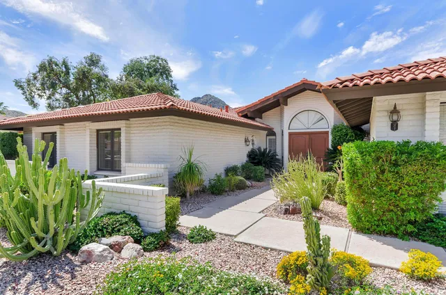 $7,800 | 8818 North 47th Place, Phoenix, AZ 85028