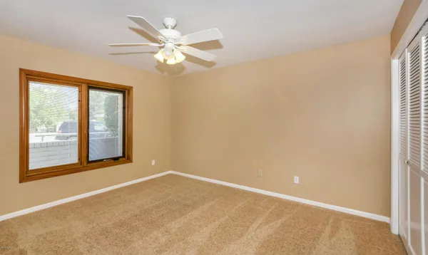 $7,500 | 8818 North 47th Place, Phoenix, AZ 85028