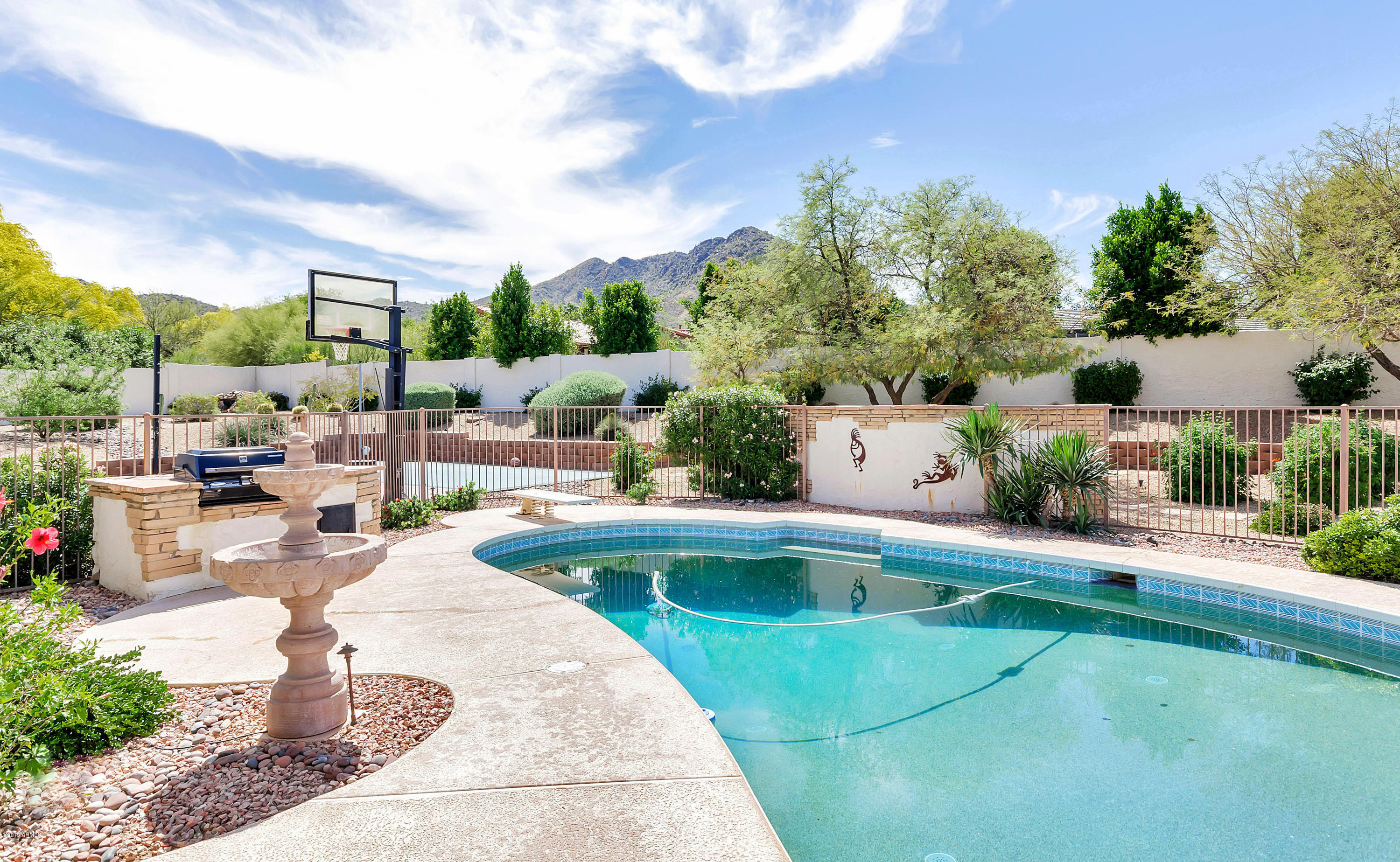 8818 North 47th Place Phoenix, AZ 85028 - Photo 40 of 40 39_backyard.jpg