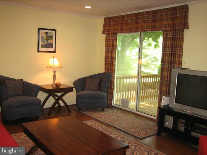 13009 Gent Road Reisterstown, MD 21136 - Photo 13 of 29 Family Room