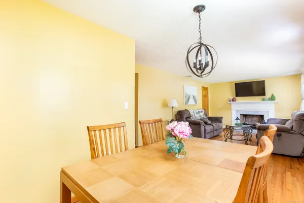$3,000 | 2791 Ellington Road, South Windsor, CT 06074