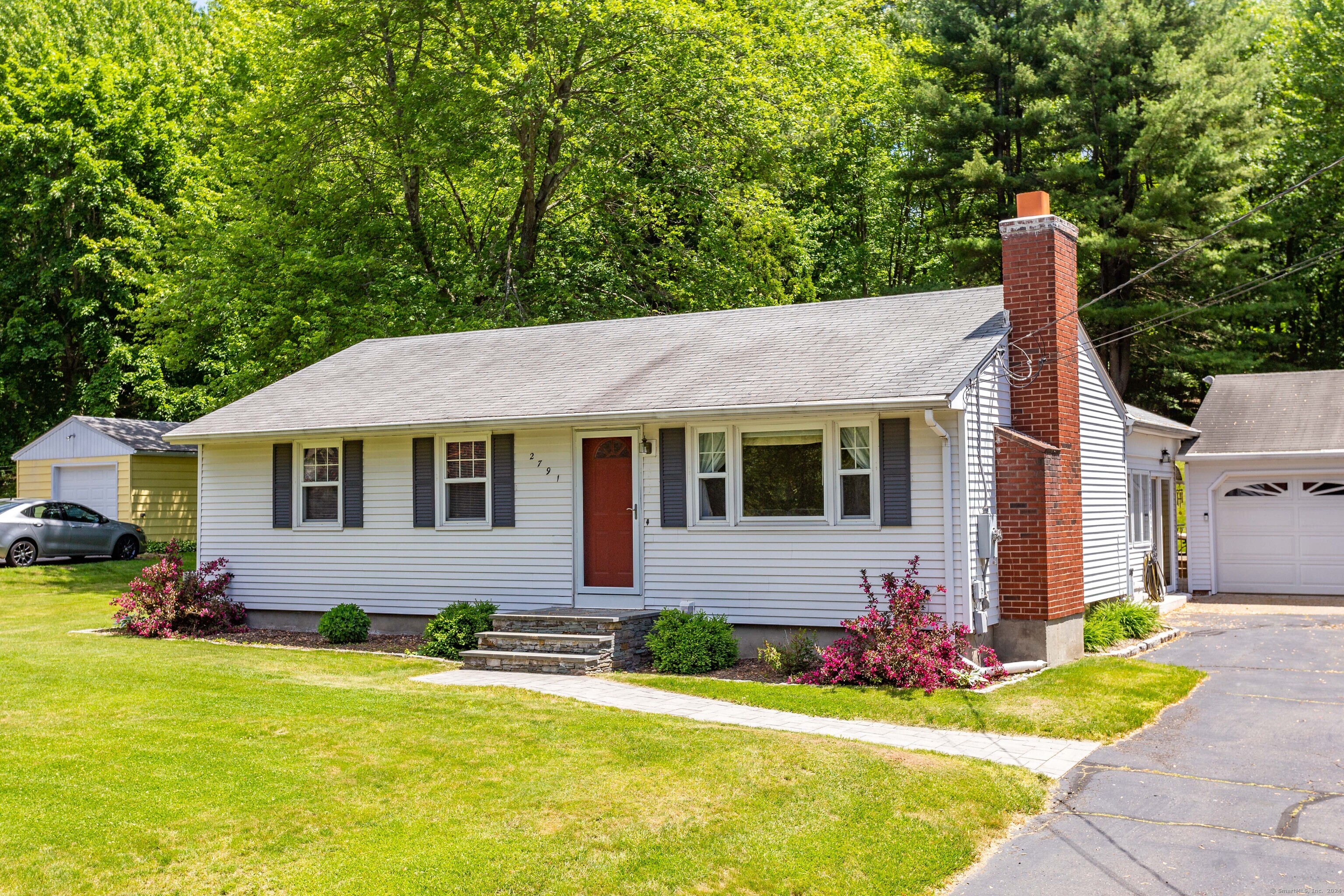 2791 Ellington Road South Windsor, CT 06074 - Photo 2 of 33