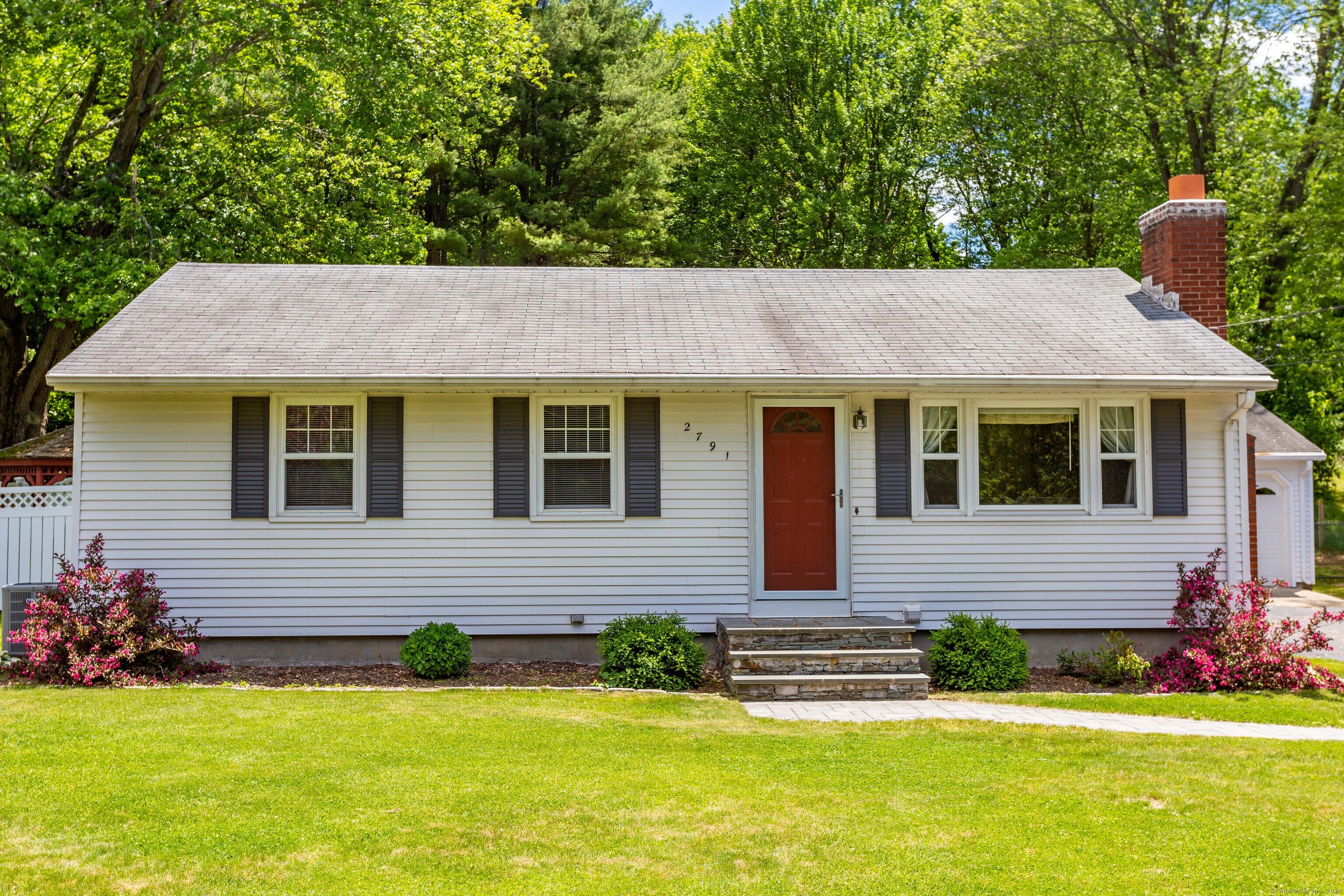 2791 Ellington Road South Windsor, CT 06074 - Photo 4 of 33