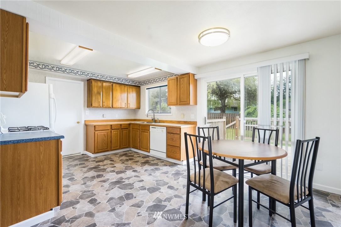 1021 North Laventure Road Mount Vernon, WA 98273 - Photo 12 of 23 Gallery Image 12