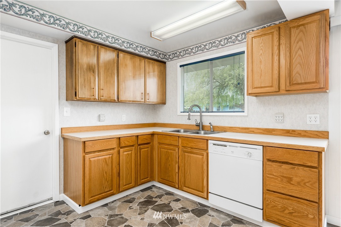 1021 North Laventure Road Mount Vernon, WA 98273 - Photo 14 of 23 Gallery Image 14