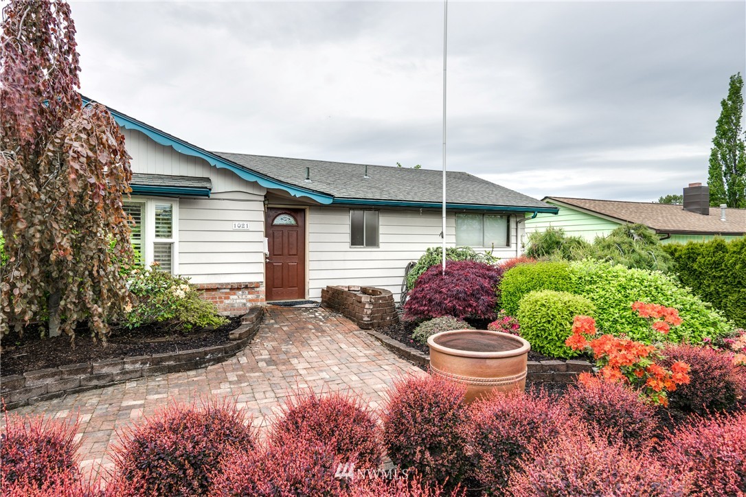 1021 North Laventure Road Mount Vernon, WA 98273 - Photo 3 of 23 Gallery Image 3