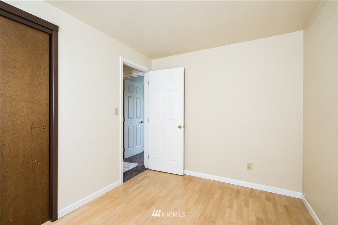 1021 North Laventure Road Mount Vernon, WA 98273 - Photo 6 of 23 Gallery Image 6