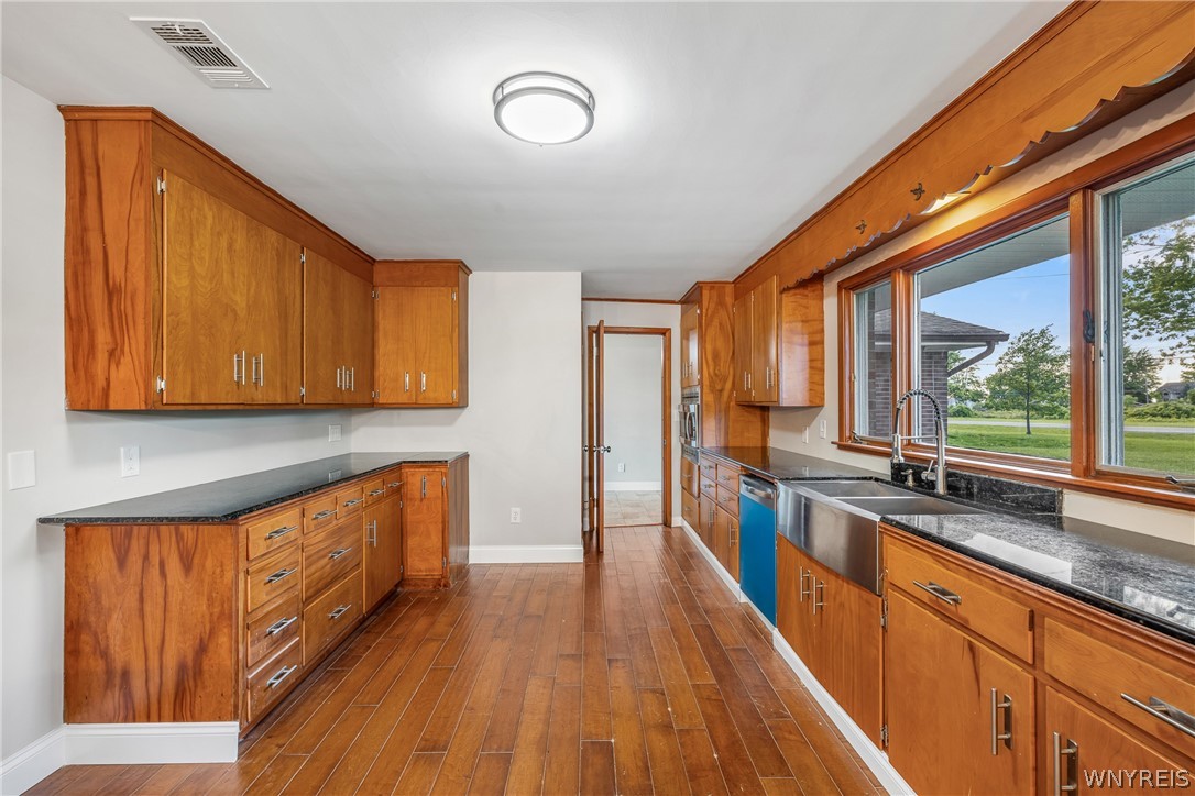 1918 Lake Road Porter, NY 14174 - Photo 14 of 44
