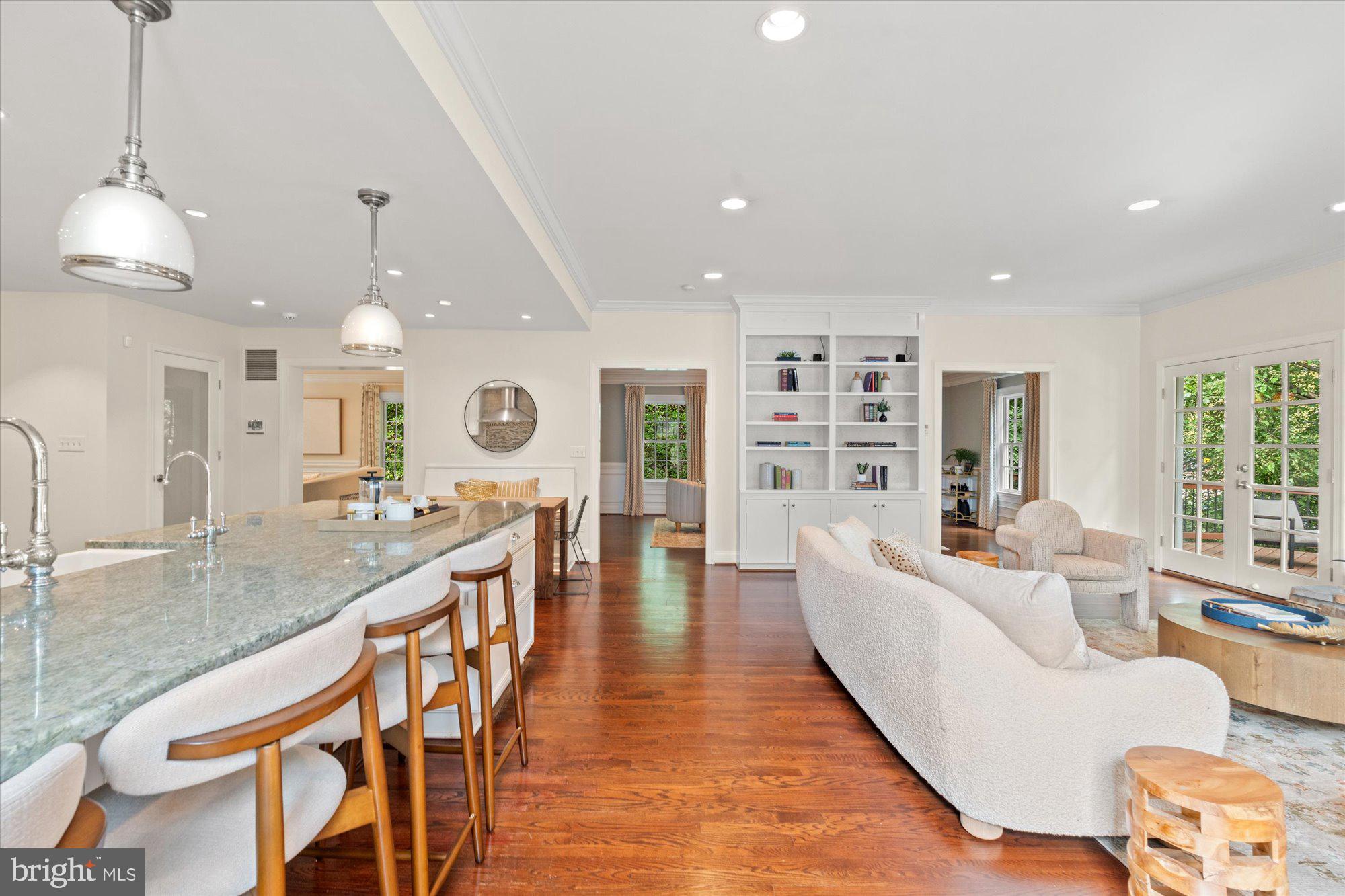 301 Columbia Road Alexandria, VA 22302 - Photo 30 of 82