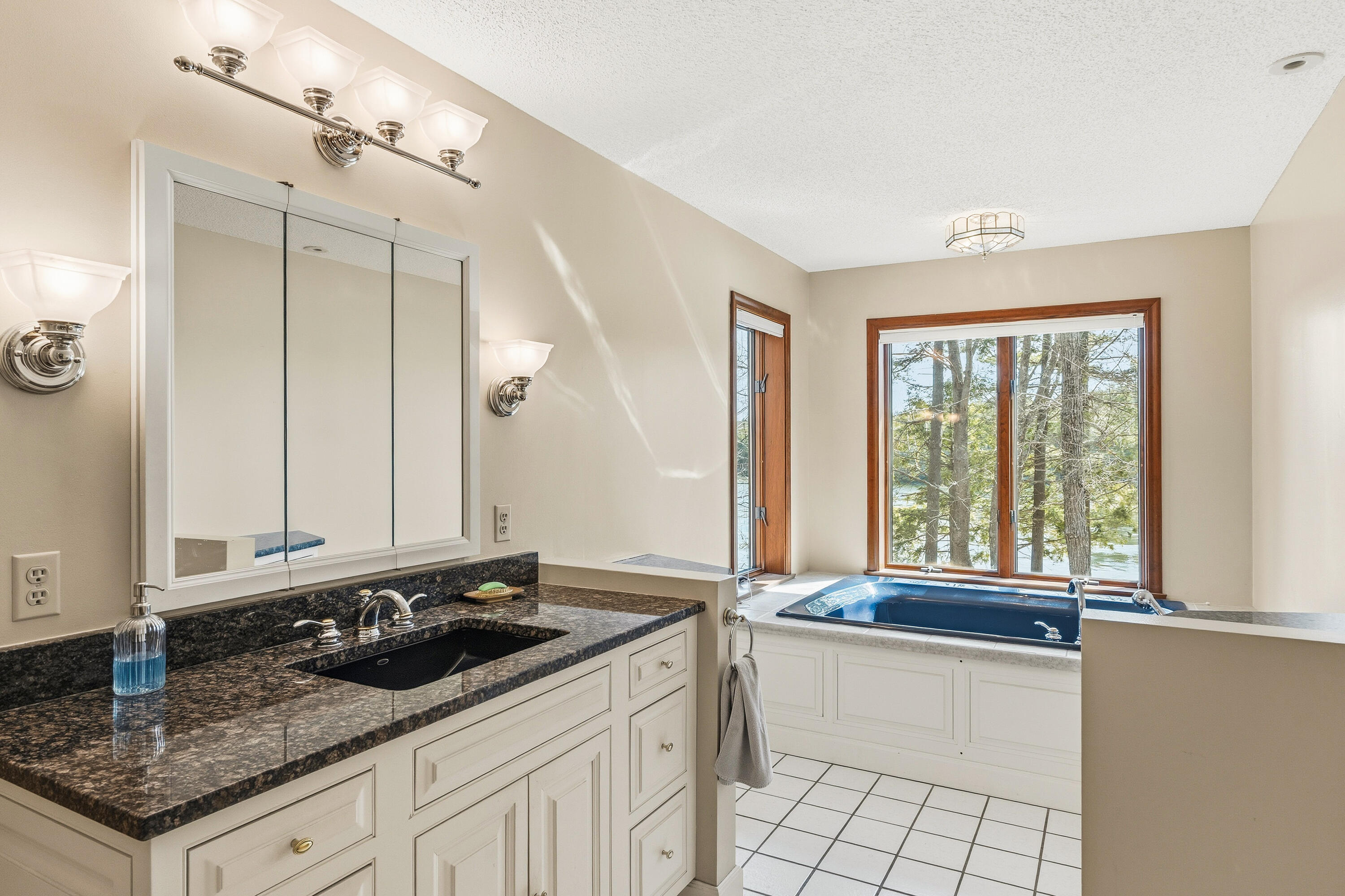 105 Cushman Point Road Wiscasset, ME 04578 - Photo 66 of 114 105 Cushman Point Rd_0180