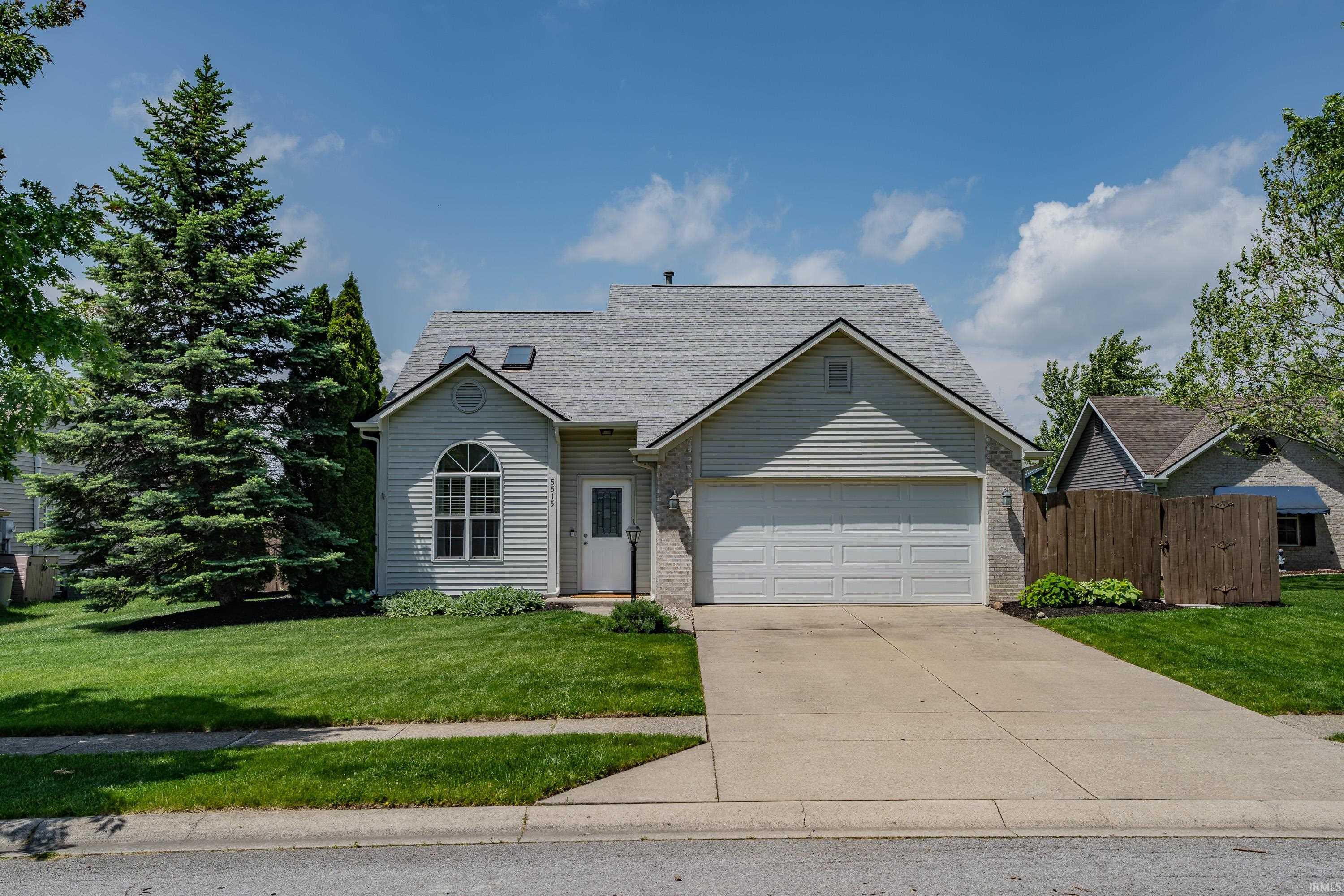 5515 Sable Court Fort Wayne, IN 46835 - Photo 2 of 36