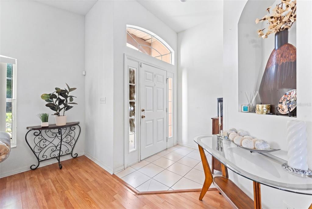 2127 Ruche Court Orlando, FL 32817 - Photo 4 of 19 Gallery Image 4