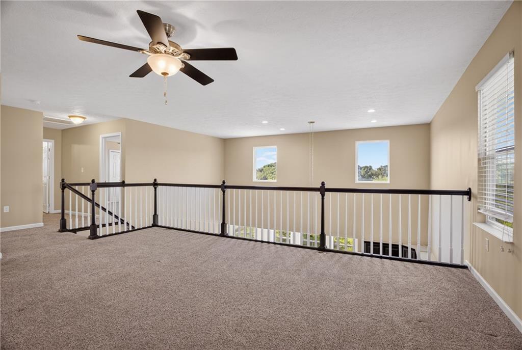 229 West Country Barn Road Houston, PA 15342 - Photo 30 of 50