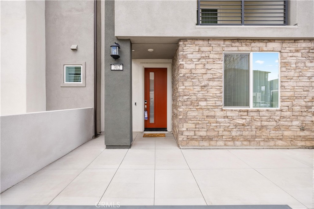 312 Tank Irvine, CA 92618 - Photo 4 of 68