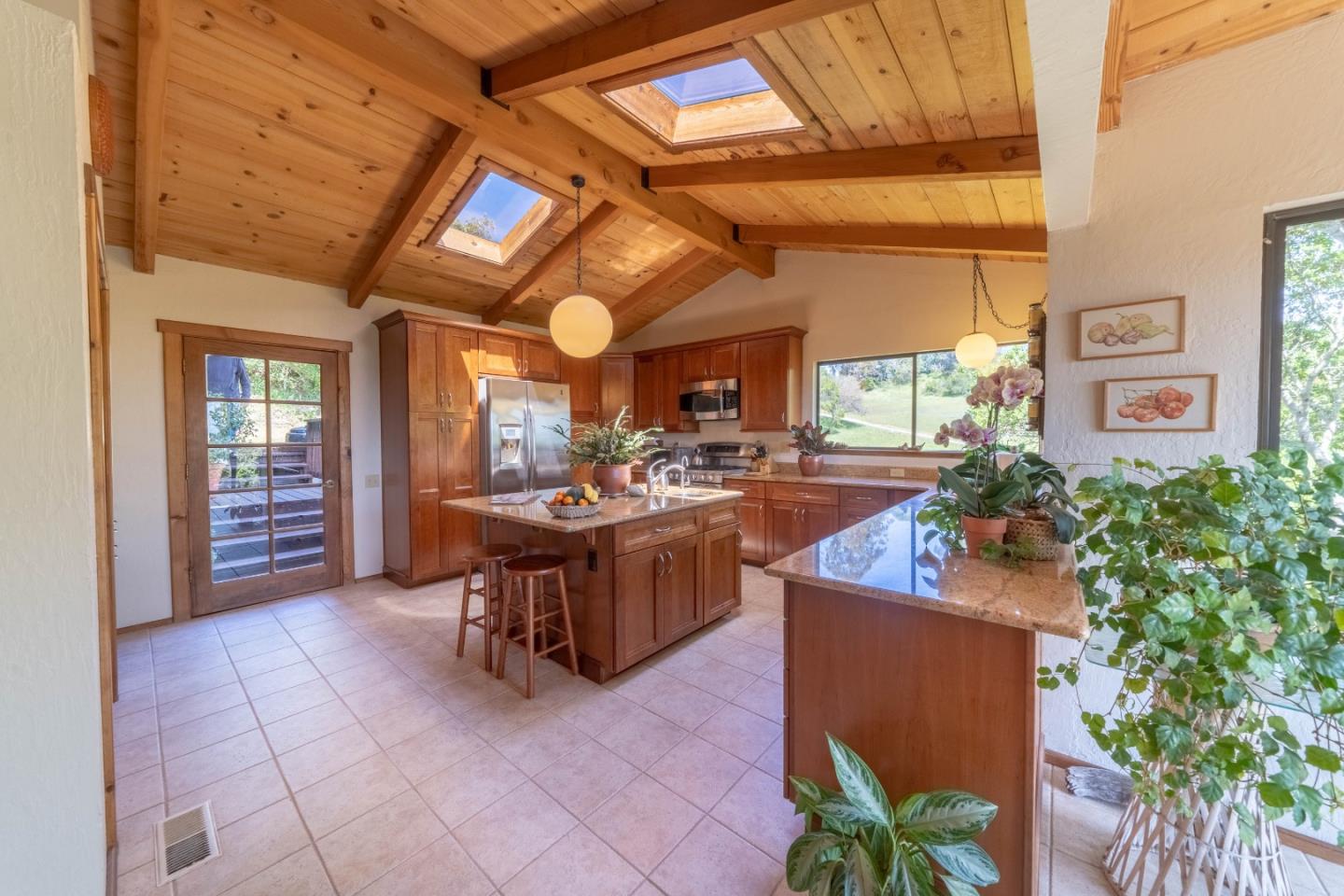 1450 Hidden Valley Road Soquel, CA 95073 - Photo 18 of 50 Gallery Image 18