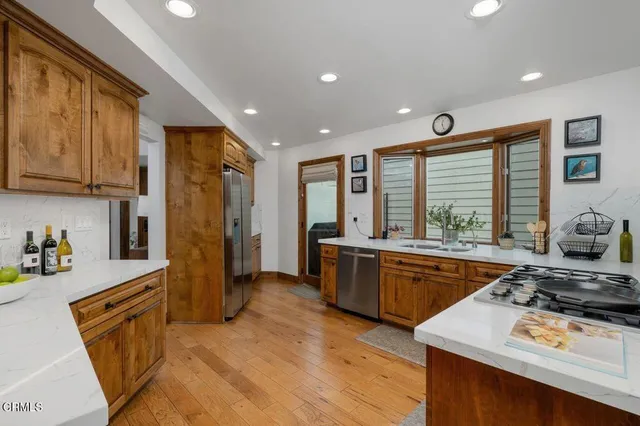 $3,250,000 | 4008 Mariner Circle, Westlake Village, CA 91361