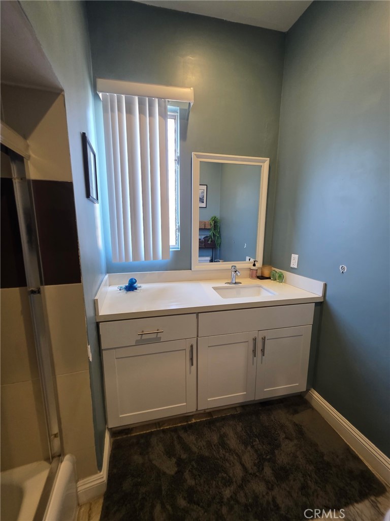 120 Hurricane Street, Unit 2 Marina del Rey, CA 90292 - Photo 11 of 47