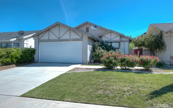 $399,000 | 2718 E Avenue, Palmdale, CA 93550