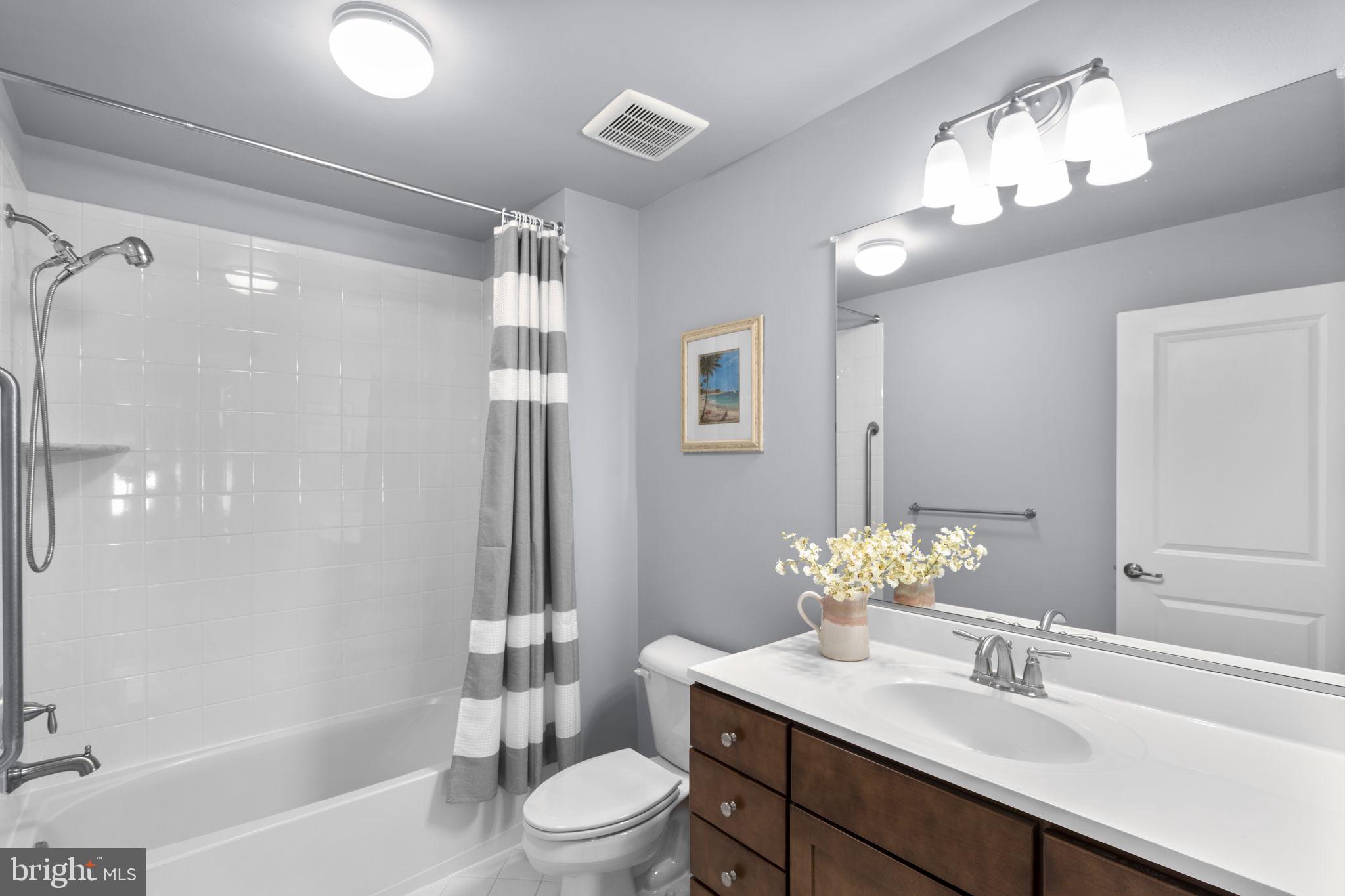 9756 Knowledge Drive Laurel, MD 20723 - Photo 37 of 59 Upper Level Bathroom