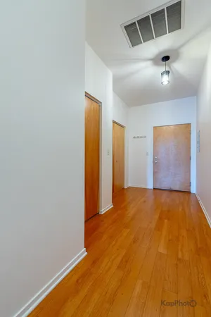 $2,600 | 2935 North Clybourn Avenue, Unit 301, Chicago, IL 60618