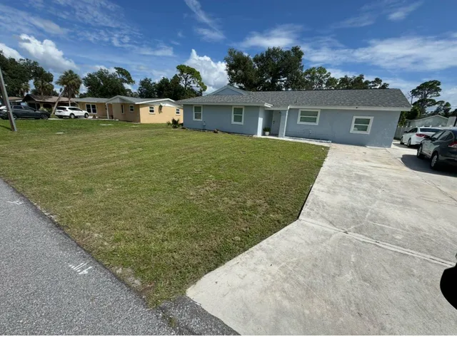 $2,500 | 2346 Lakeshore Circle, Port Charlotte, FL 33952