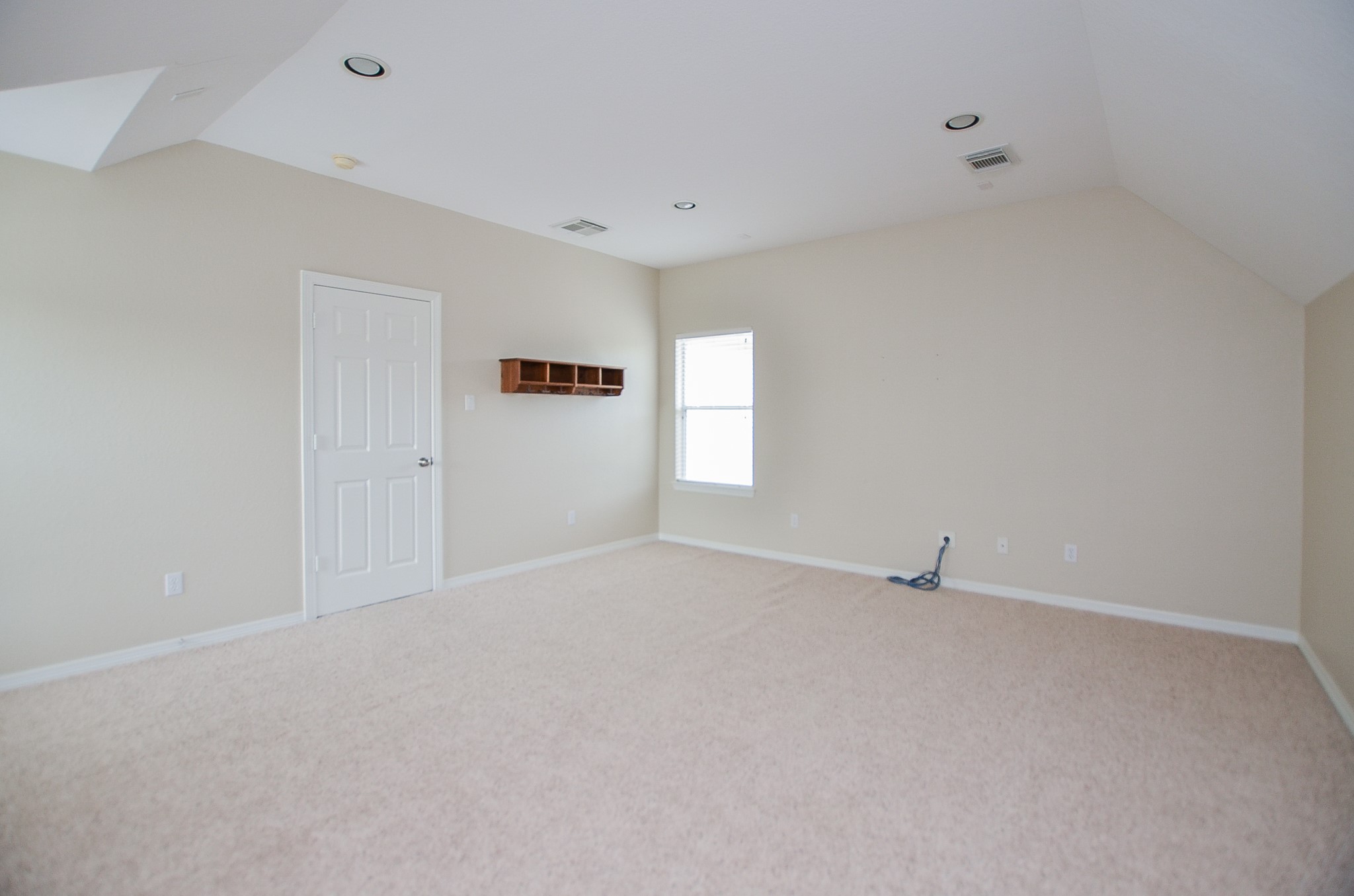 7218 Spring Run Lane Katy, TX 77494 - Photo 32 of 49 a view of an empty room with a window