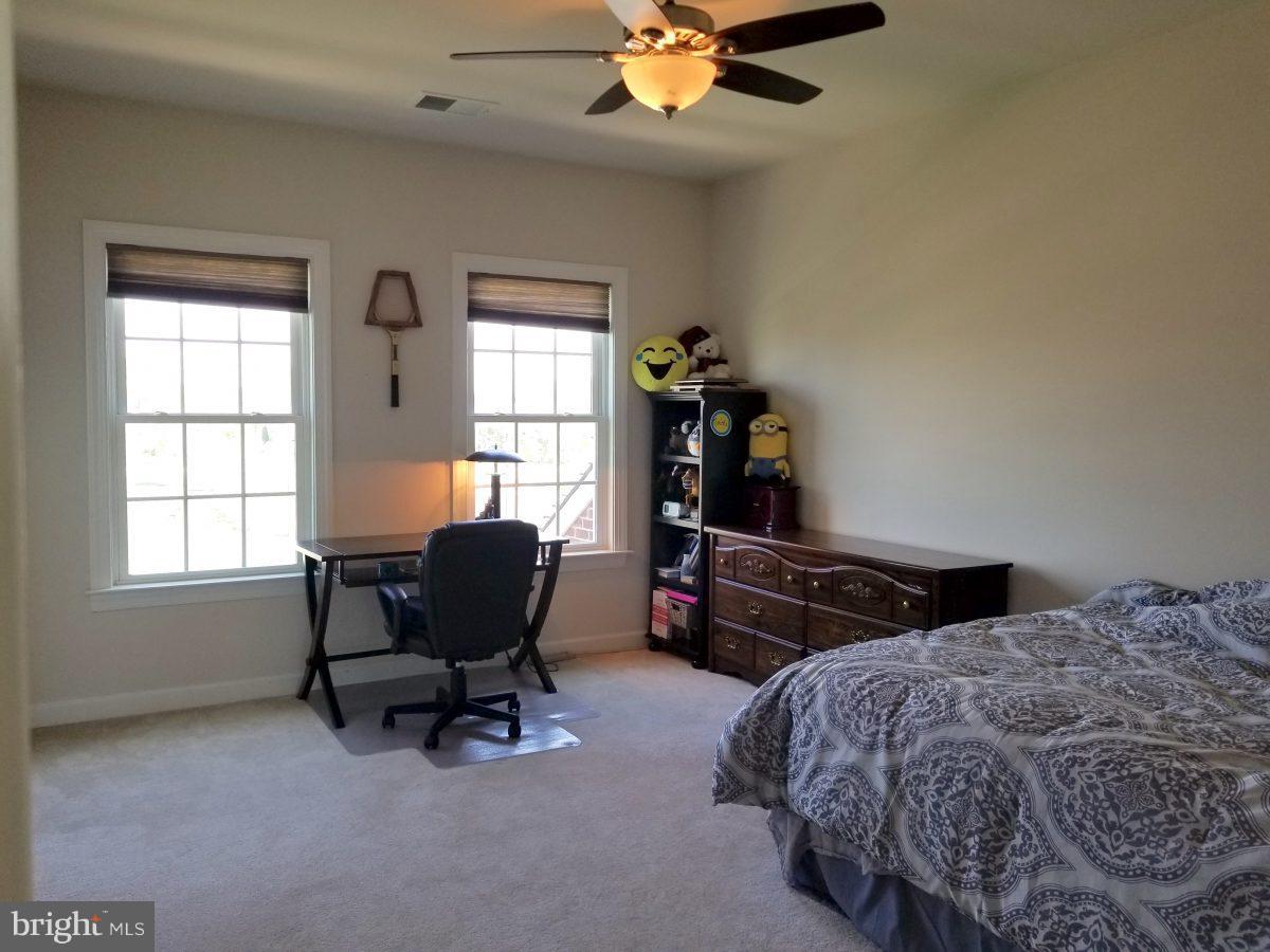 44420 Stone Roses Circle Ashburn, VA 20147 - Photo 17 of 25 Interior (General)