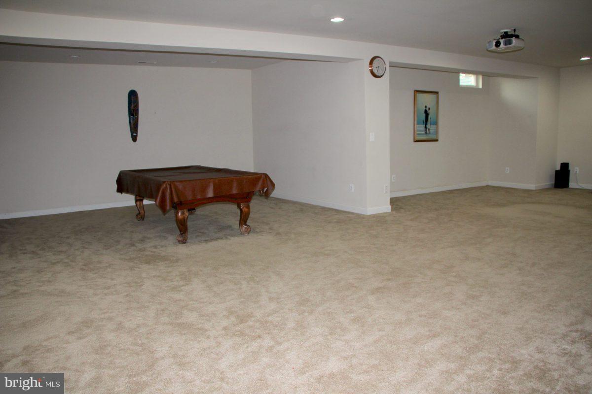 44420 Stone Roses Circle Ashburn, VA 20147 - Photo 21 of 25 Interior (General)