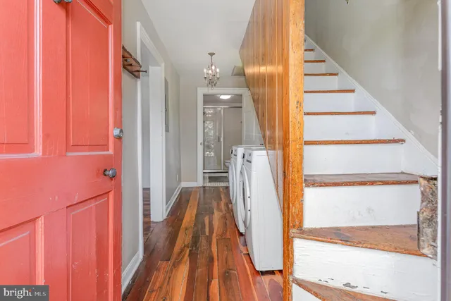 $320,000 | 210 Sophia Street, Fredericksburg, VA 22401