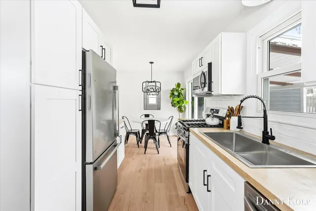 $349,900 | 4322 Fuller Avenue Southeast, Grand Rapids, MI 49508