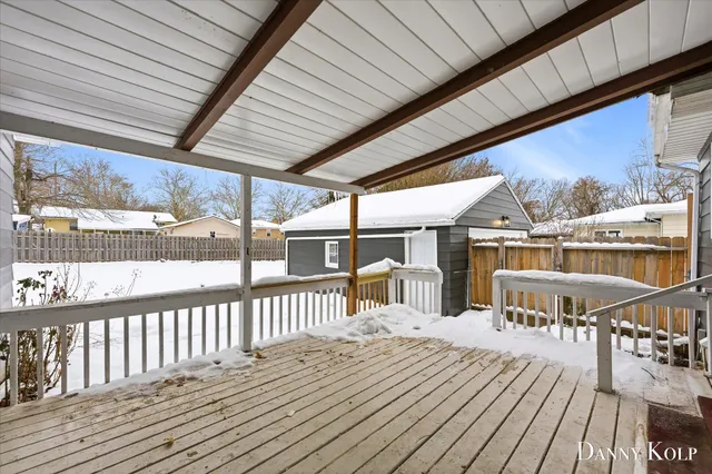 $349,900 | 4322 Fuller Avenue Southeast, Grand Rapids, MI 49508