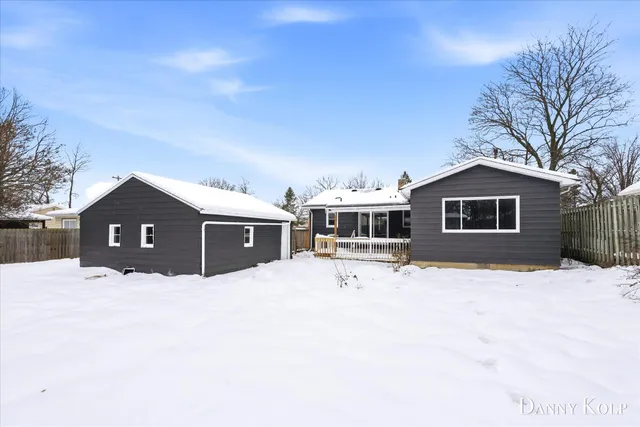 $349,900 | 4322 Fuller Avenue Southeast, Grand Rapids, MI 49508