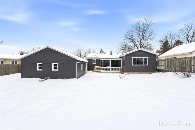 $349,900 | 4322 Fuller Avenue Southeast, Grand Rapids, MI 49508