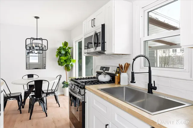 $349,900 | 4322 Fuller Avenue Southeast, Grand Rapids, MI 49508