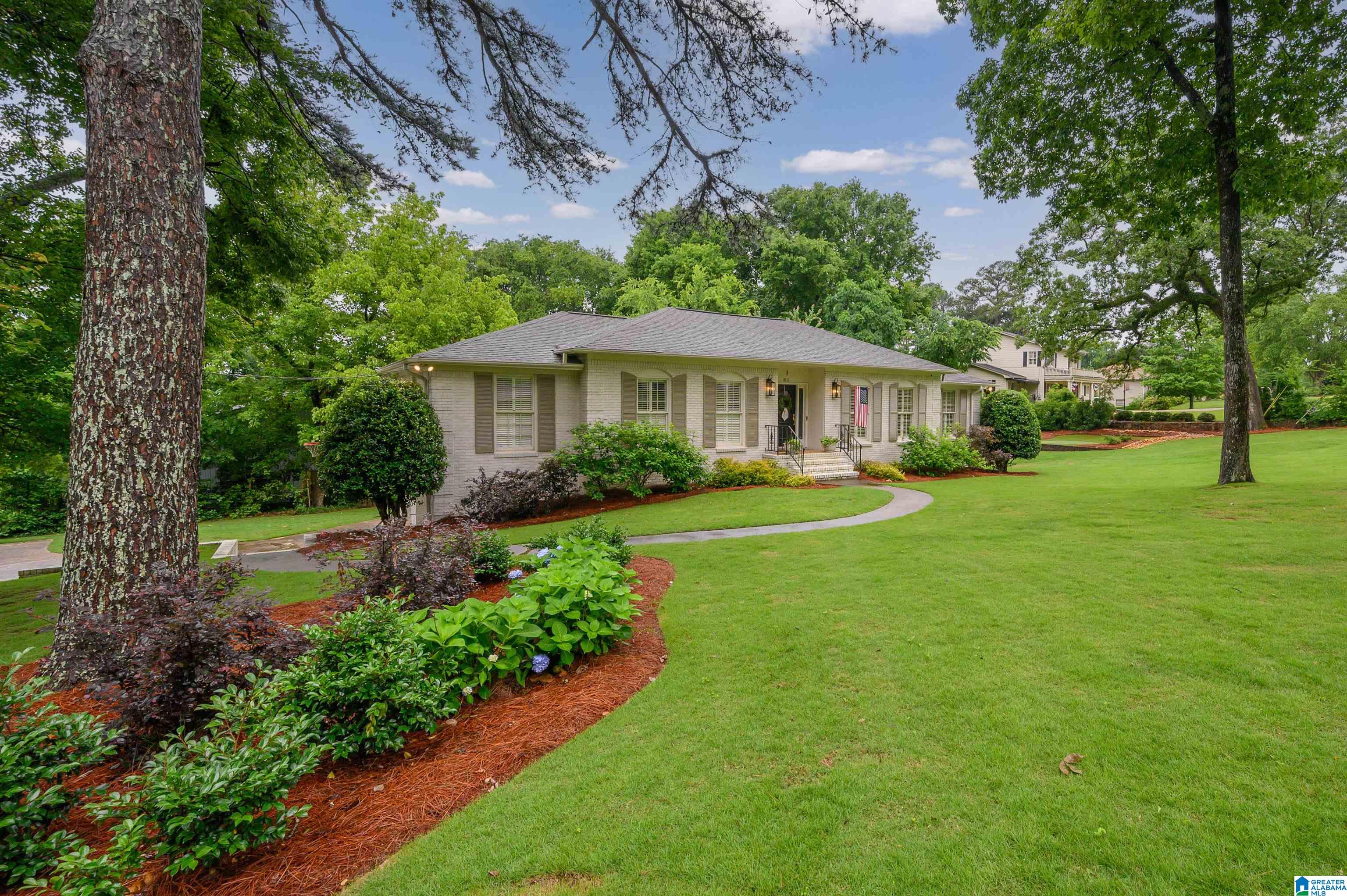 1833 Shades Crest Road Birmingham, AL 35216 - Photo 3 of 69
