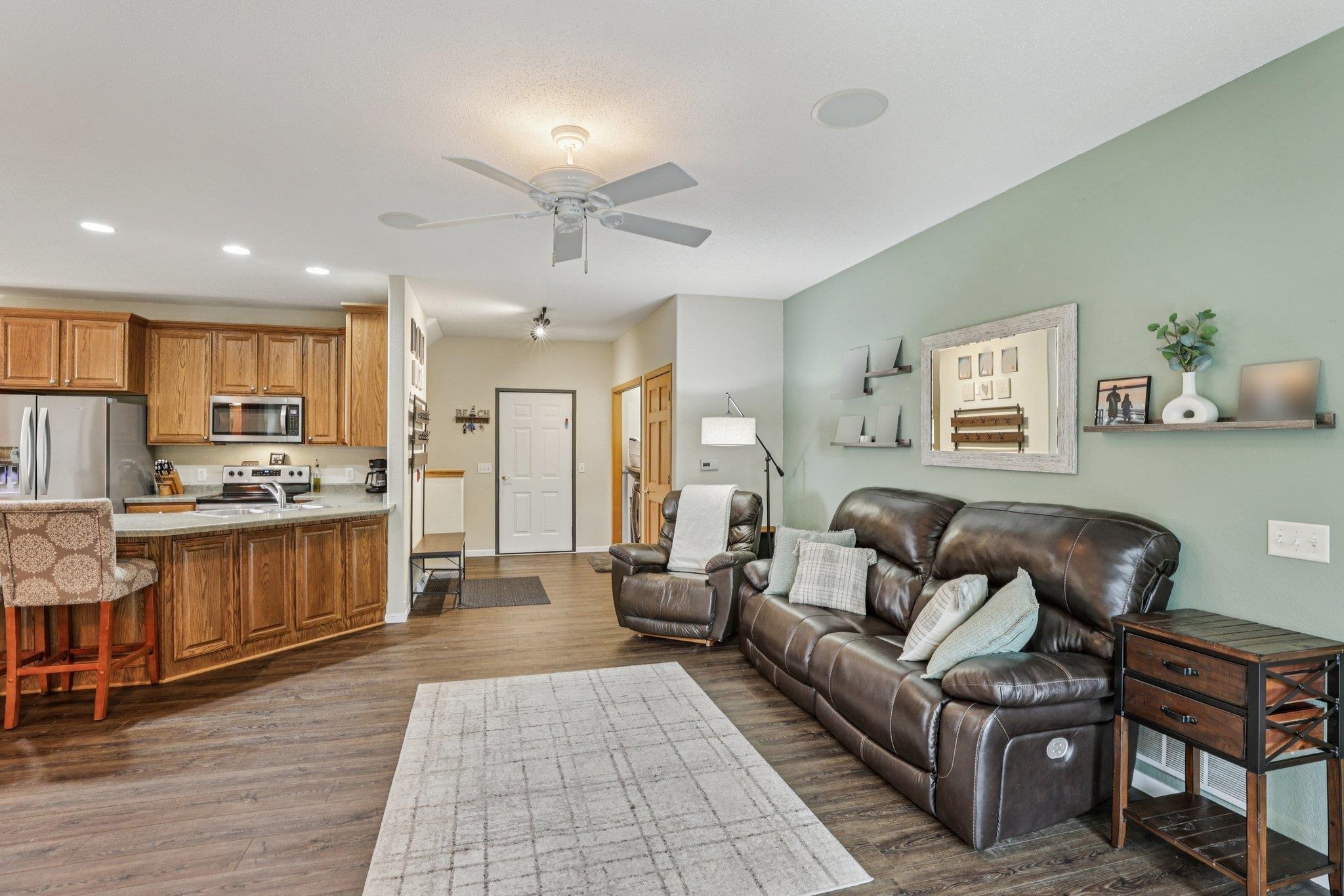 W11574 Island View Court Lodi, WI 53555 - Photo 4 of 19