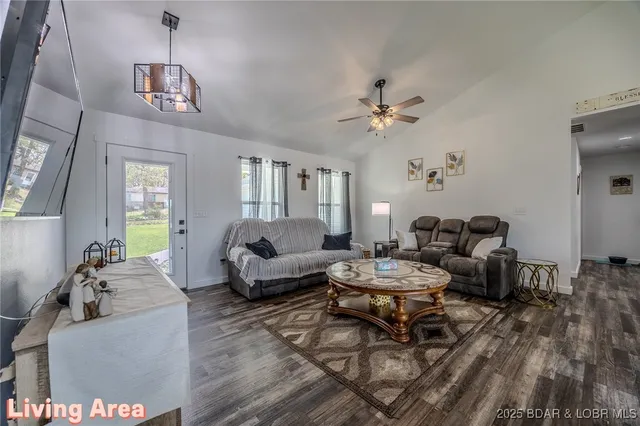 $549,900 | 735 Lake Of The Woods Drive, Macks Creek, MO 65786