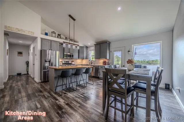 $549,900 | 735 Lake Of The Woods Drive, Macks Creek, MO 65786