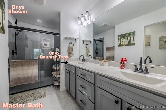 $549,900 | 735 Lake Of The Woods Drive, Macks Creek, MO 65786