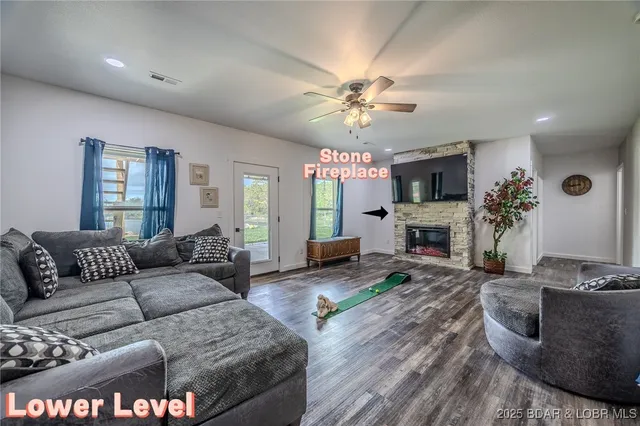 $549,900 | 735 Lake Of The Woods Drive, Macks Creek, MO 65786