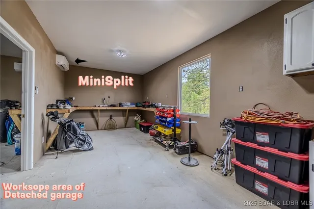 $549,900 | 735 Lake Of The Woods Drive, Macks Creek, MO 65786