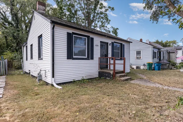 $1,350 | 6519 East 4th Avenue, Gary, IN 46403