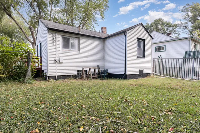 $1,350 | 6519 East 4th Avenue, Gary, IN 46403