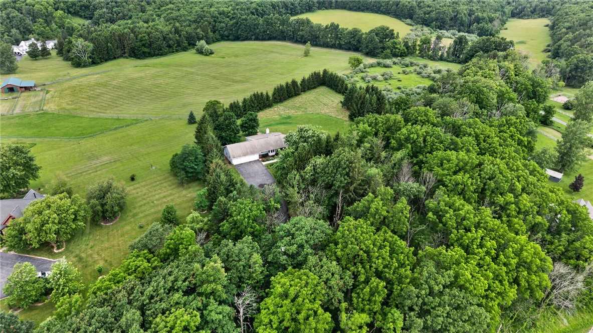 6100 Rossier Road Canandaigua Town, NY 14424 - Photo 32 of 33