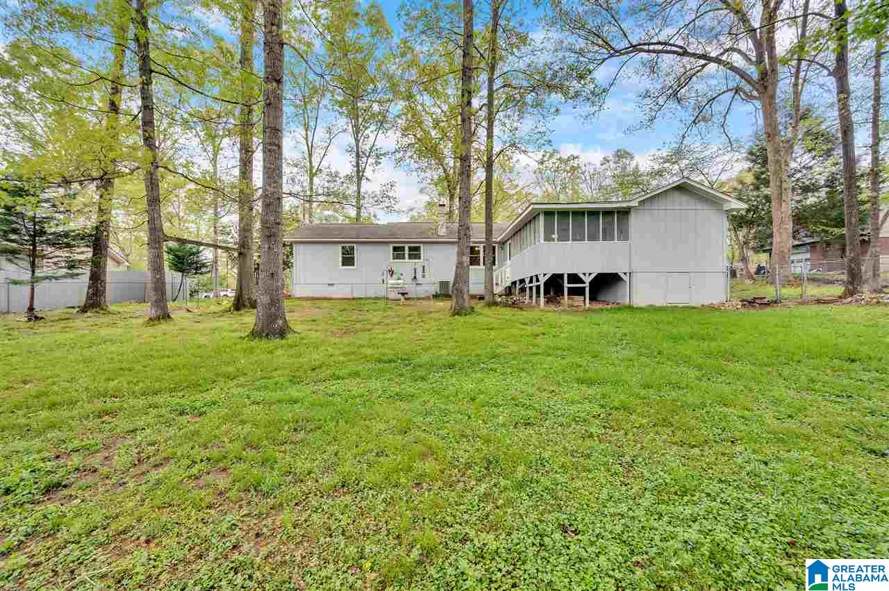 1809 Smoke Tree Lane Alabaster, AL 35007 - Photo 5 of 28
