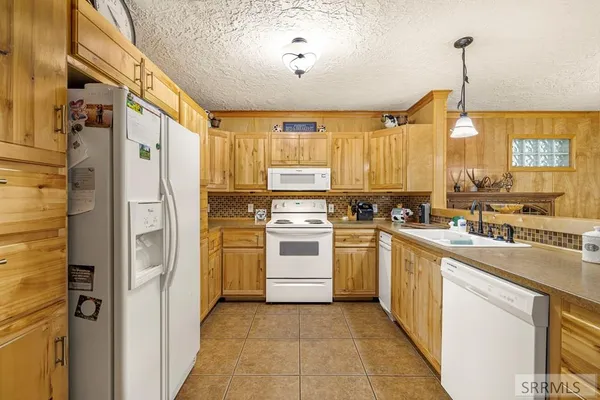 $1,100,000 | 4515 Jm Loop West, Island Park, ID 83429