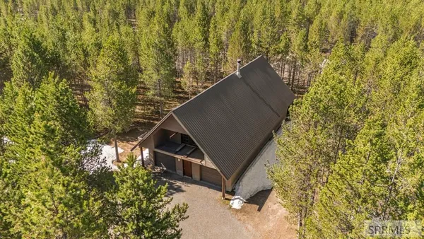$1,100,000 | 4515 Jm Loop West, Island Park, ID 83429