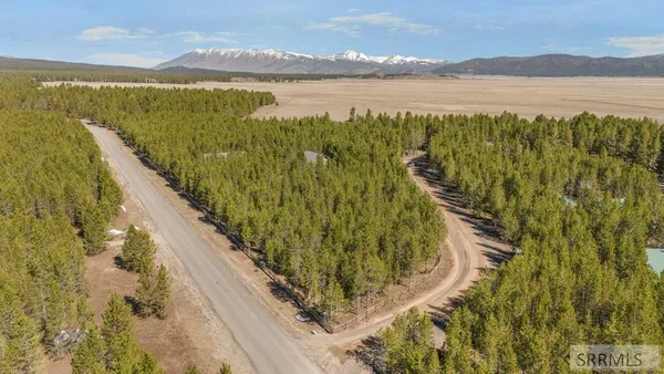 $1,100,000 | 4515 Jm Loop West, Island Park, ID 83429