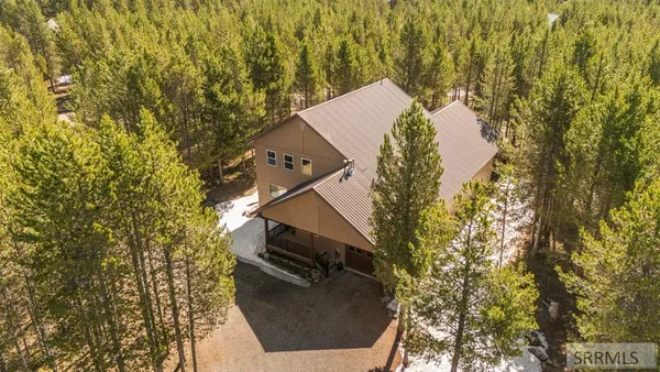 $1,100,000 | 4515 Jm Loop West, Island Park, ID 83429